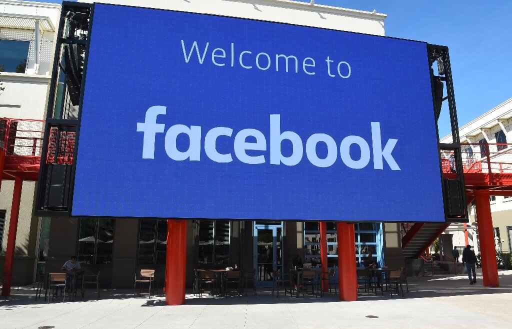Facebook Screening: Facebook's Growth in Overseas Markets